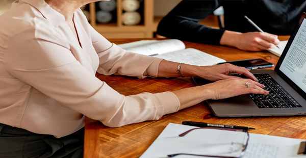 公司品牌戰(zhàn)略怎么規(guī)劃？制定考慮哪些內(nèi)容？